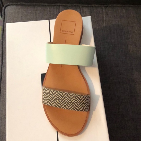 Dolce vita mint stella flats size 7.5 NEW - Picture 3 of 3